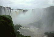 Iguacu.  Copyright Sheila Thomson.  All rights reserved.