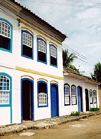 Paraty Houses.  Copyright Sheila Thomson.  All rights reserved.