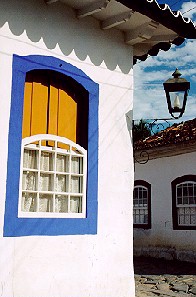 Paraty Yellow Window.  Copyright Sheila Thomson.  All rights reserved.