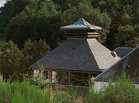 Pagoda room